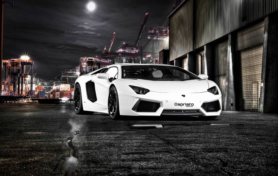 Фотообои Lamborghini Capristo в ночном городе | арт.25246