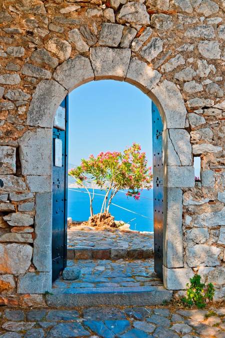 Фотообои Каменная арка с видом на море | арт.11179