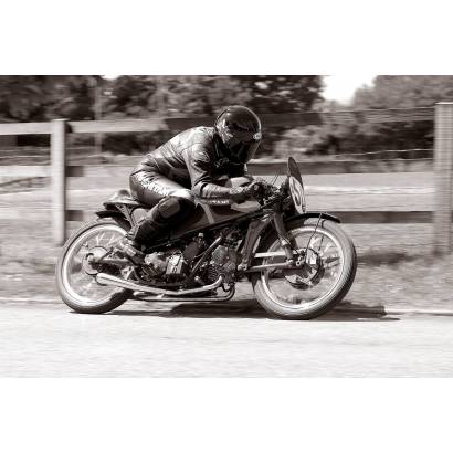 Фотообои Мотоциклист | арт.2448